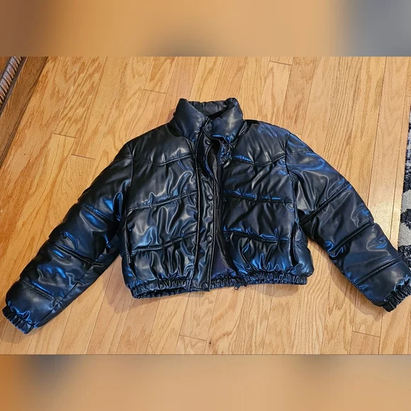 Zara SOFT Faux Leather Puffer Jacket S/M-EUC-BLOGGER's FAV - Picture 14 of 14